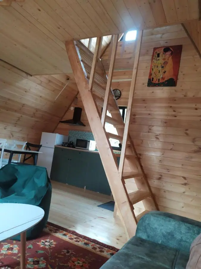 Cabin 32