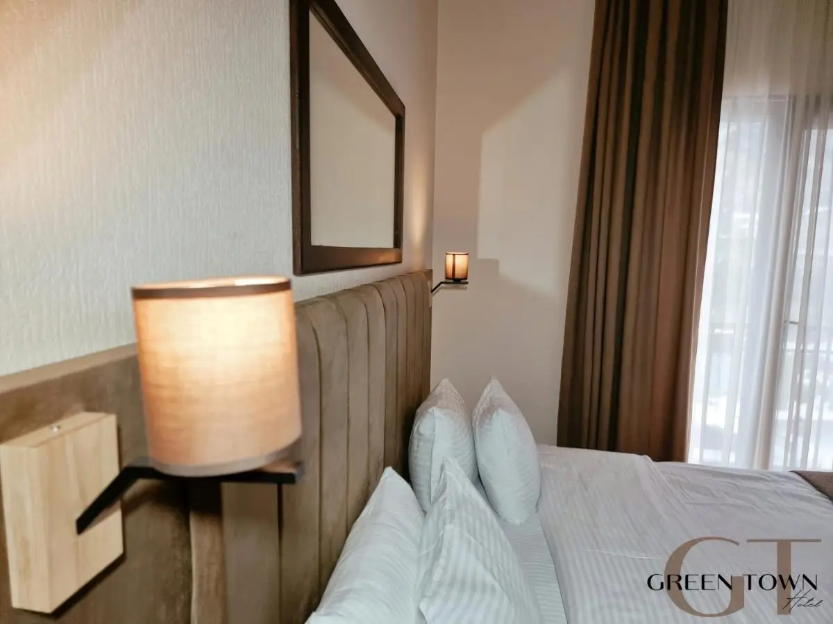 Hotel Green Town