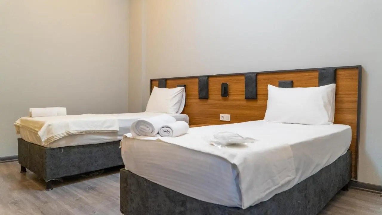GRAND MOON HOTEL