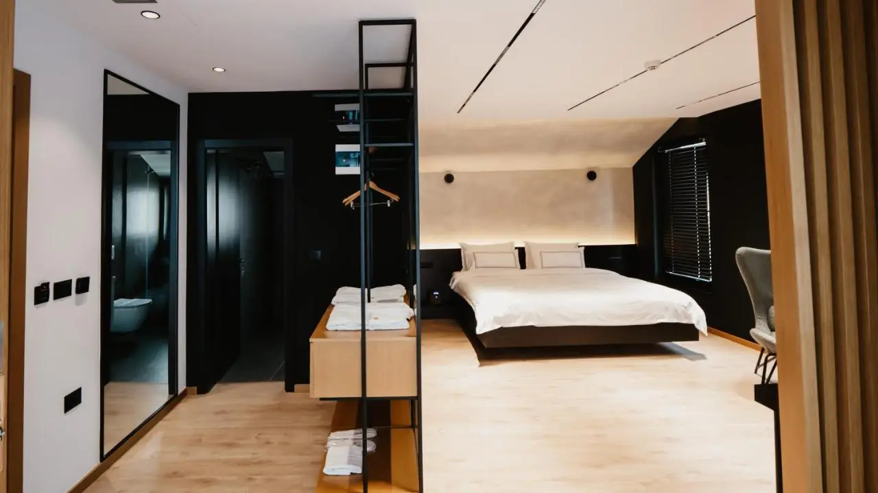 BAZ'HUR Boutique Hotel