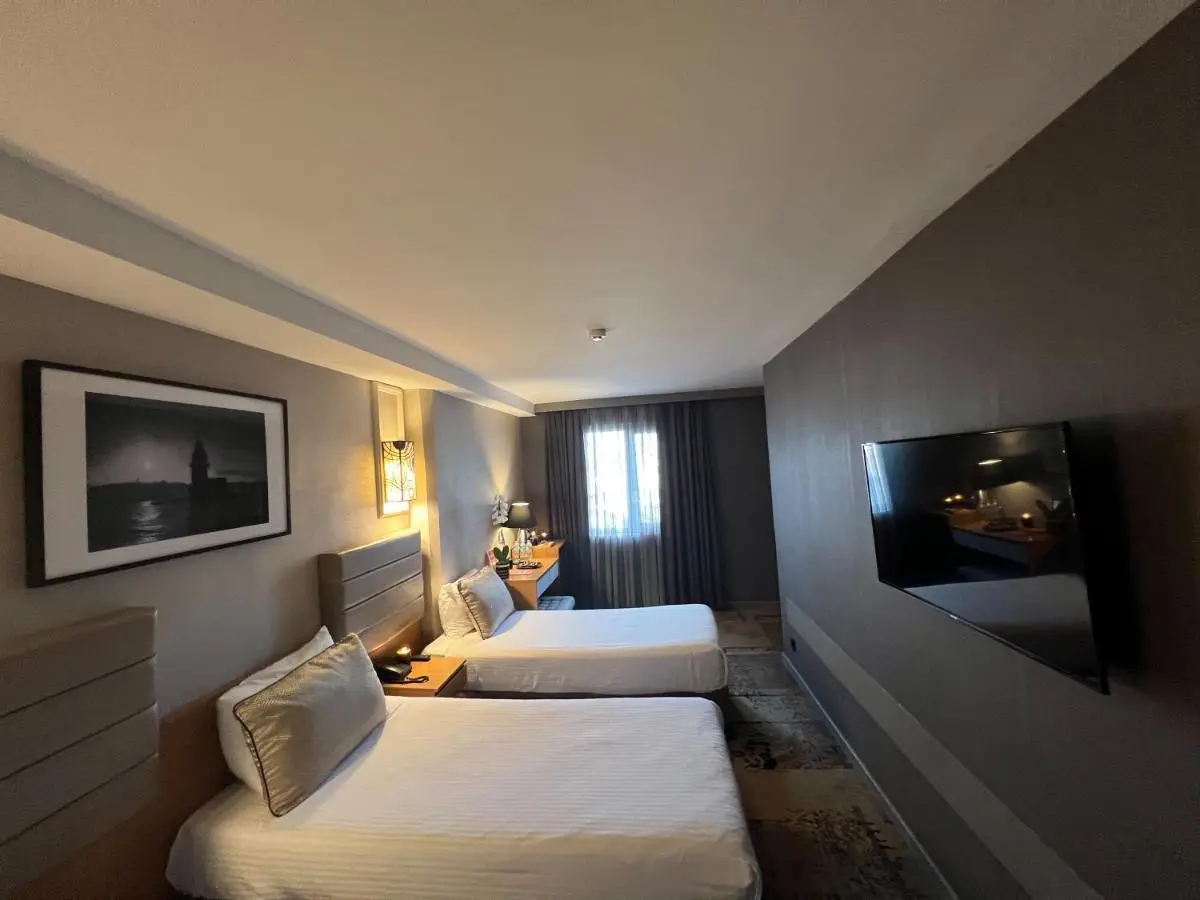 All Seasons Hotel