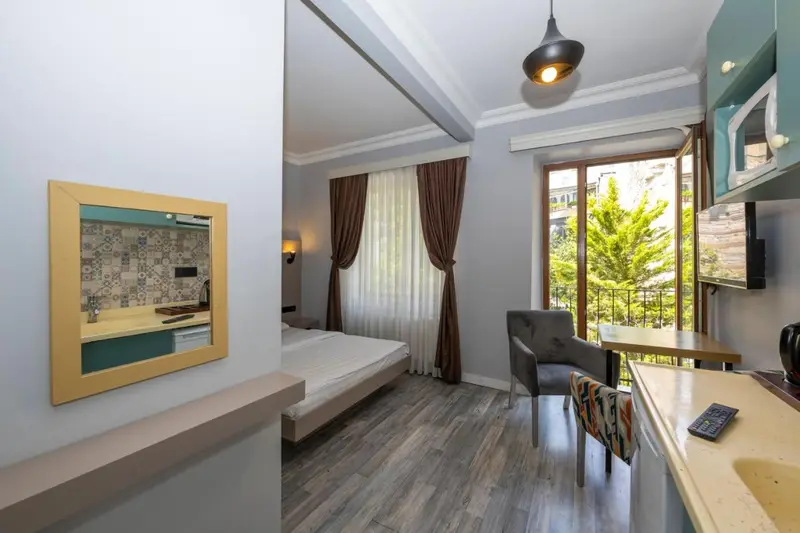 Cirrus Suites