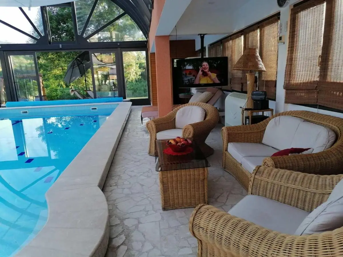 Deluxe Villa Coast River Sarajevo