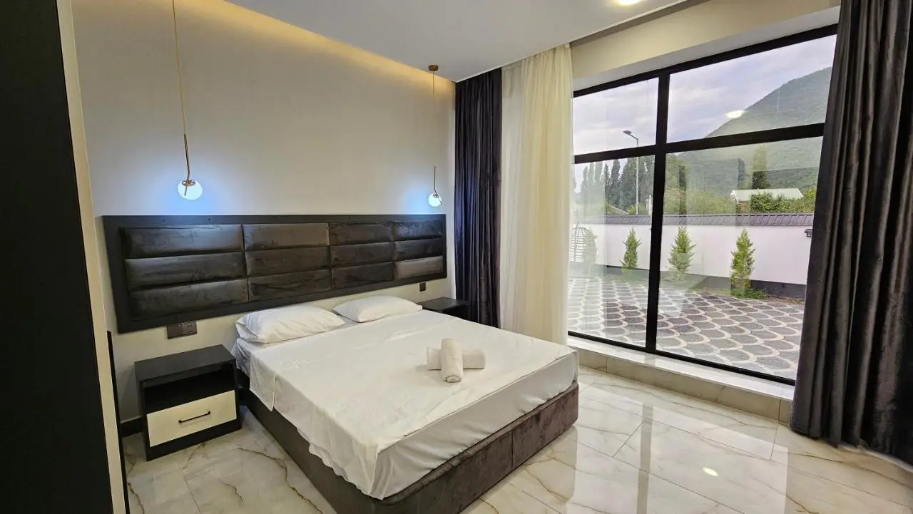 New Milan Mountain Ponoramic Hotel, with indoor heated swimming pool
