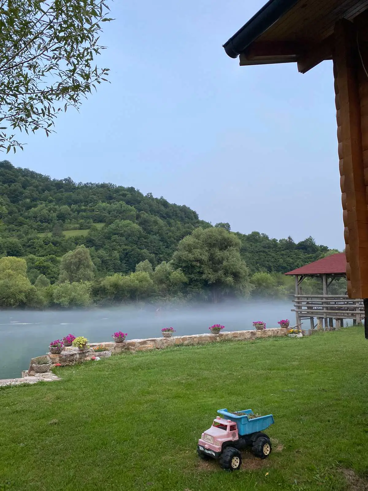 River Cabin "Ana"