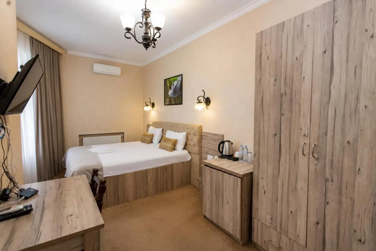 Hotel Imperial House