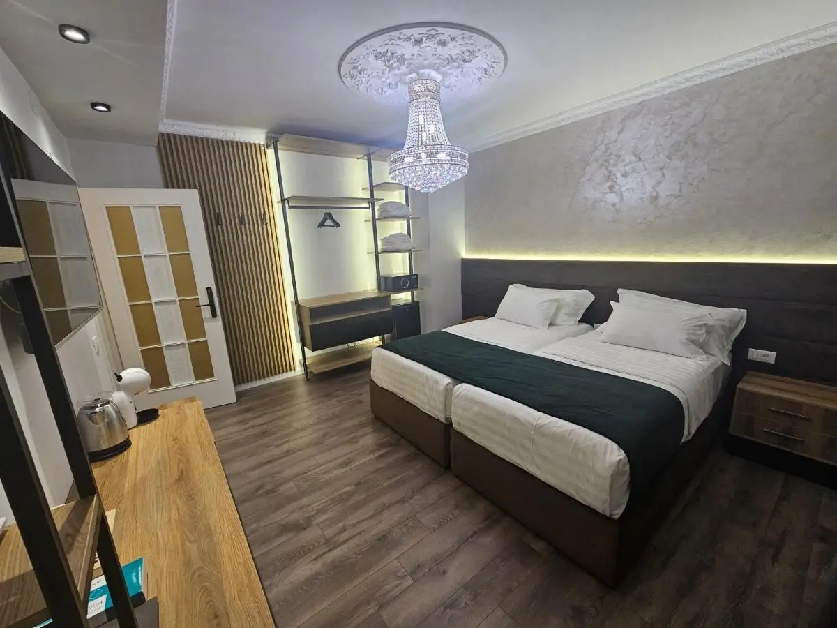 NS Luxury Suites