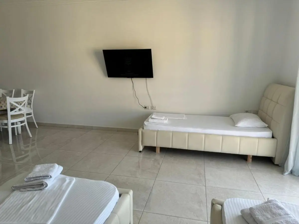 Xhulio Apartments