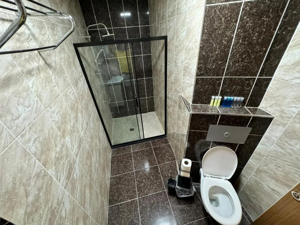 E5 PARK OTEL
