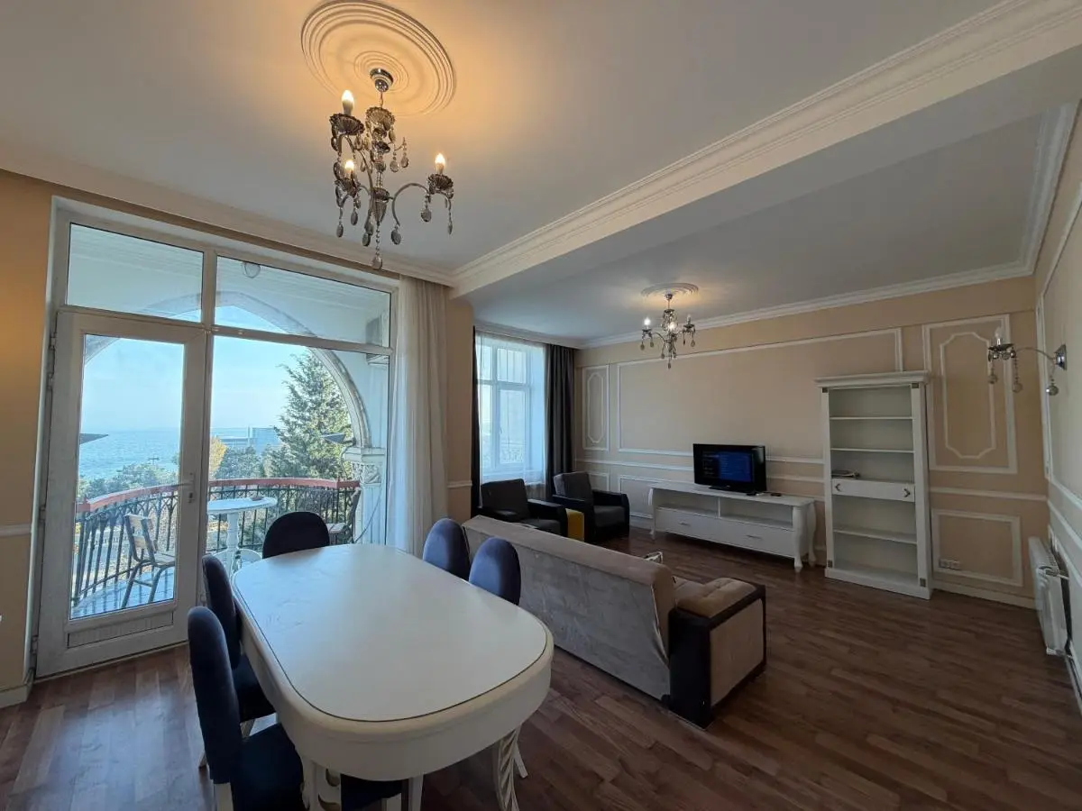 Mayden Tower apartment