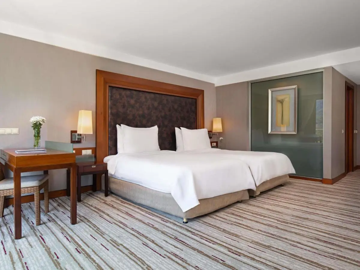 Rixos Sungate - The Land of Legends Access