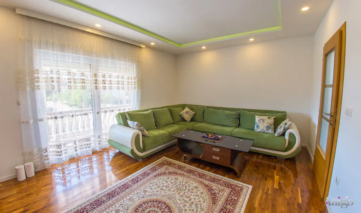 Mostaria House