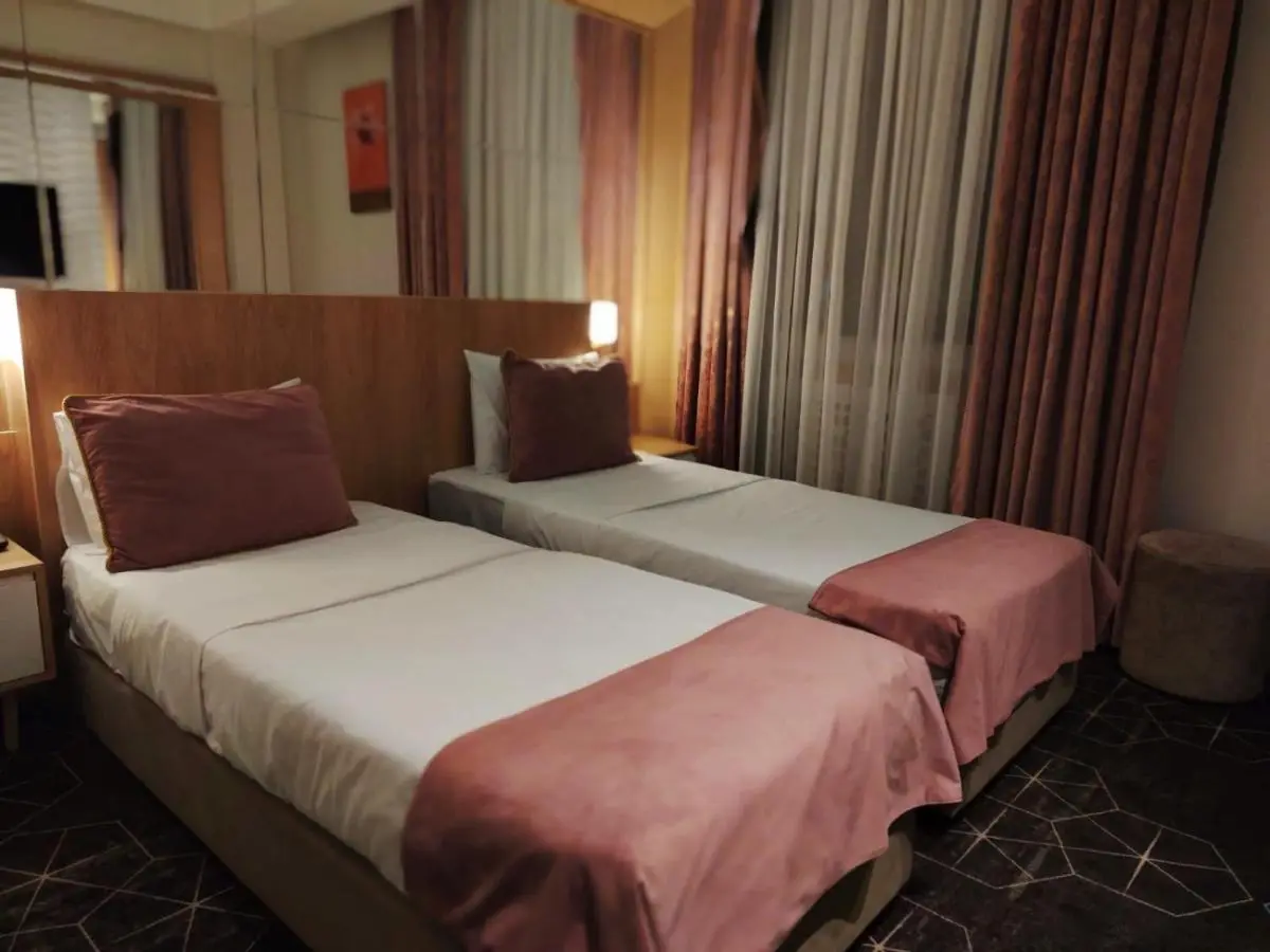 Regal Inn Hotel