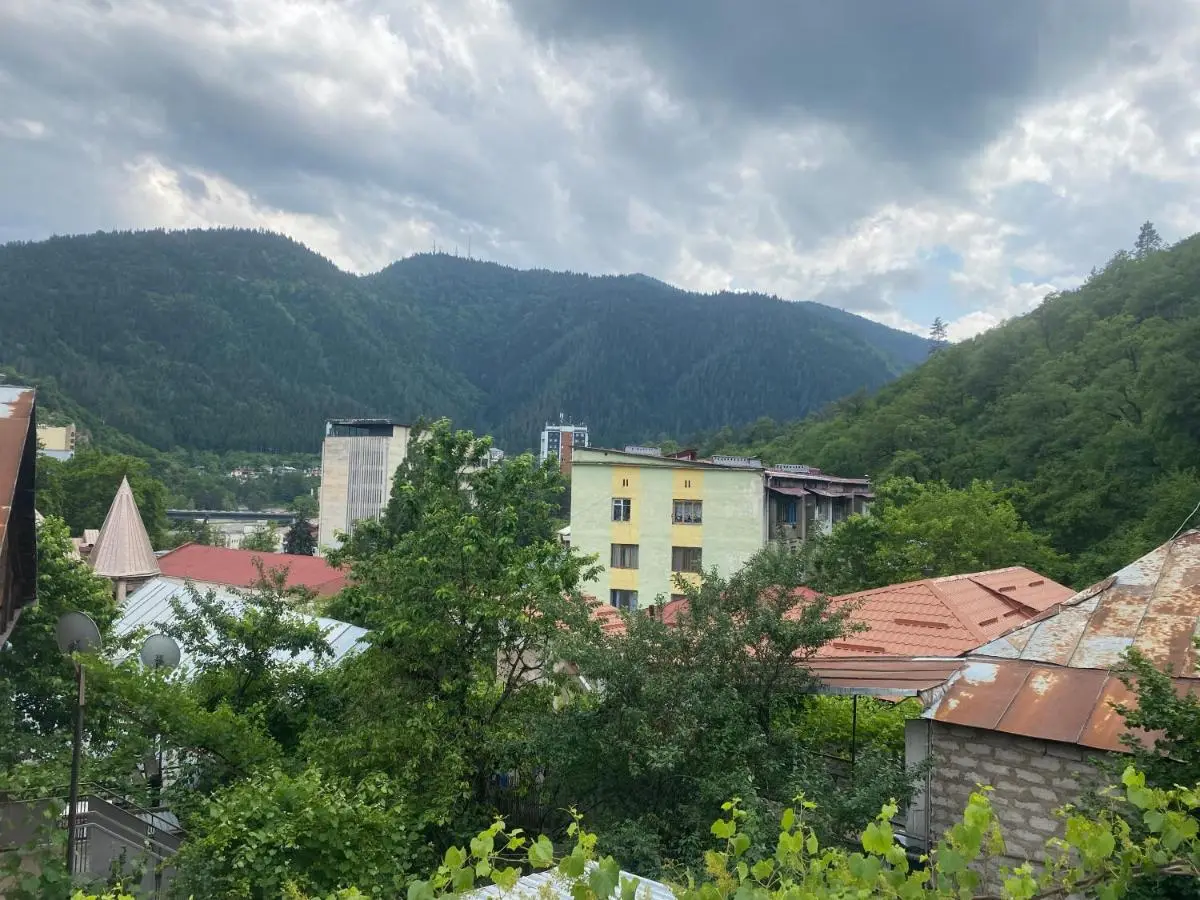 Hillside Guesthouse