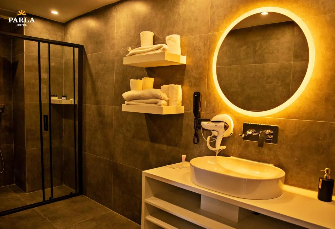 Parla Suite Hotel