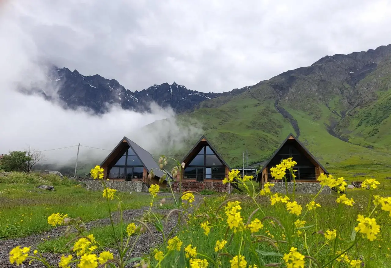 Kera Cottages Kazbegi