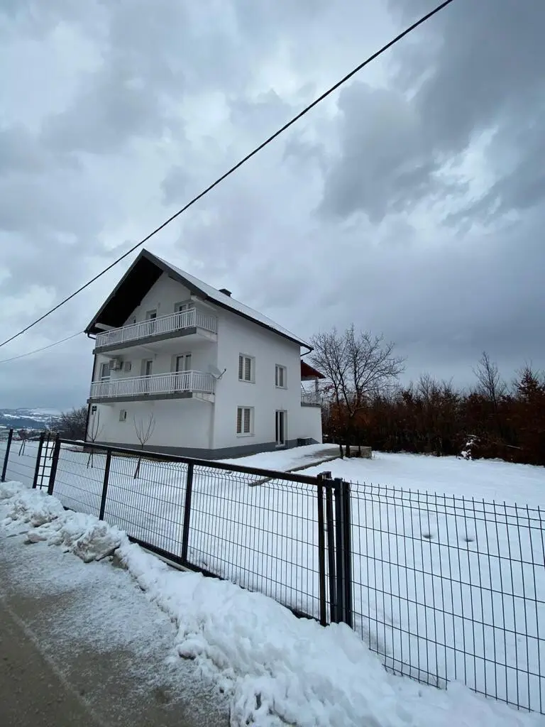 Cozy house , with panoramic mountain/City  view