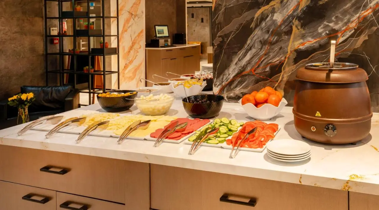 Orya Hotel