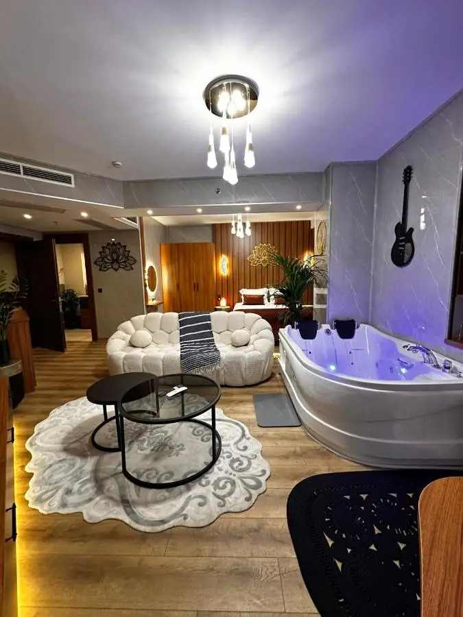 SABİHA GOKCEN İSTANBUL HOUSES Airport