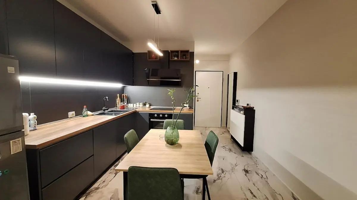White Palace Apartment
