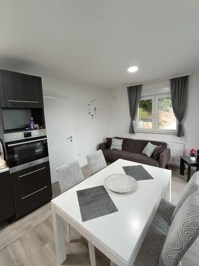 Nahorevo apartment