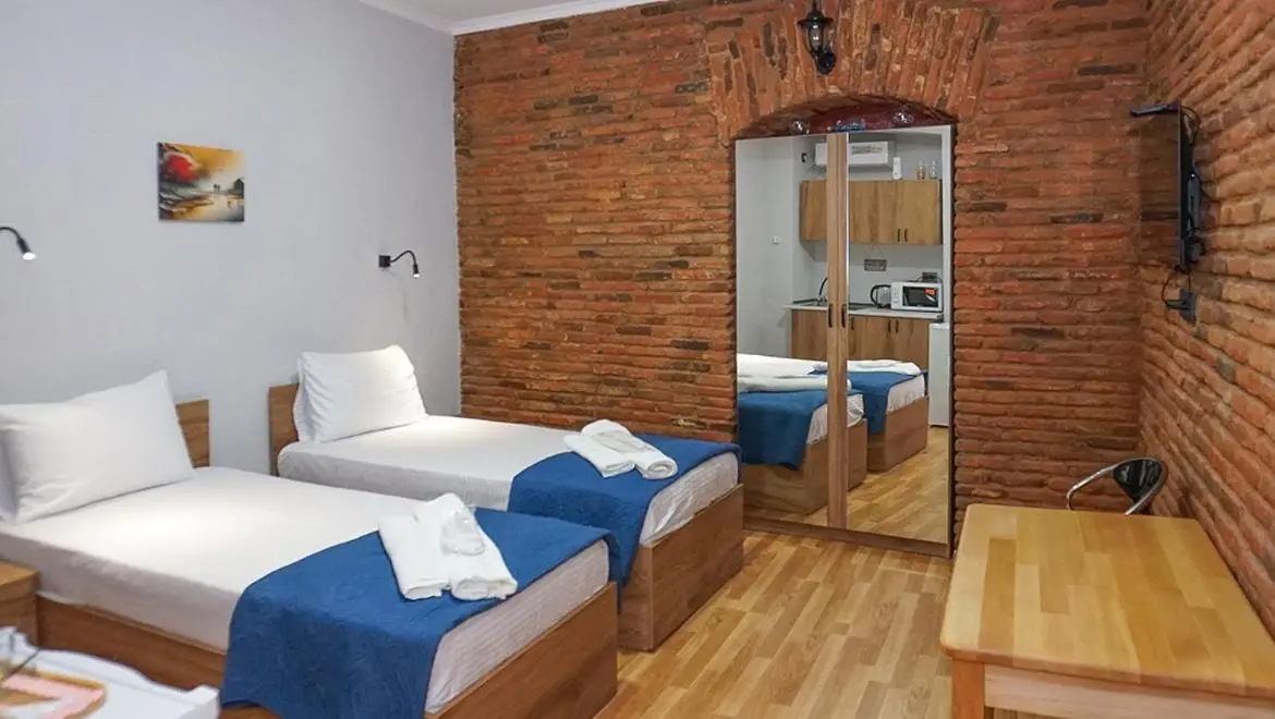 Apartment Khizana