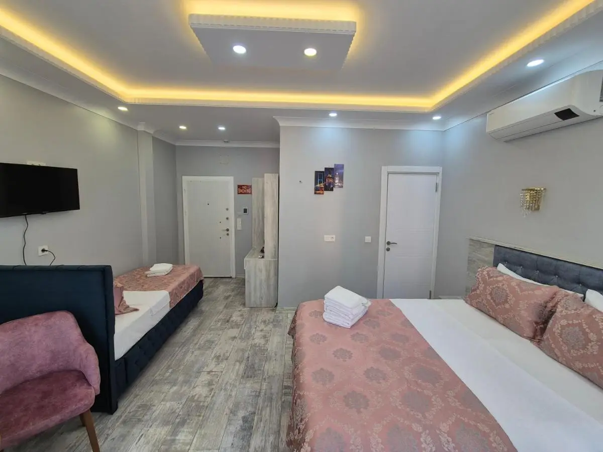 VERSECA HOTEL