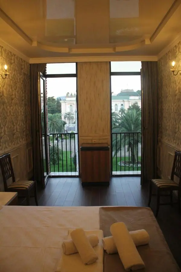 MELINI Boutique Hotel