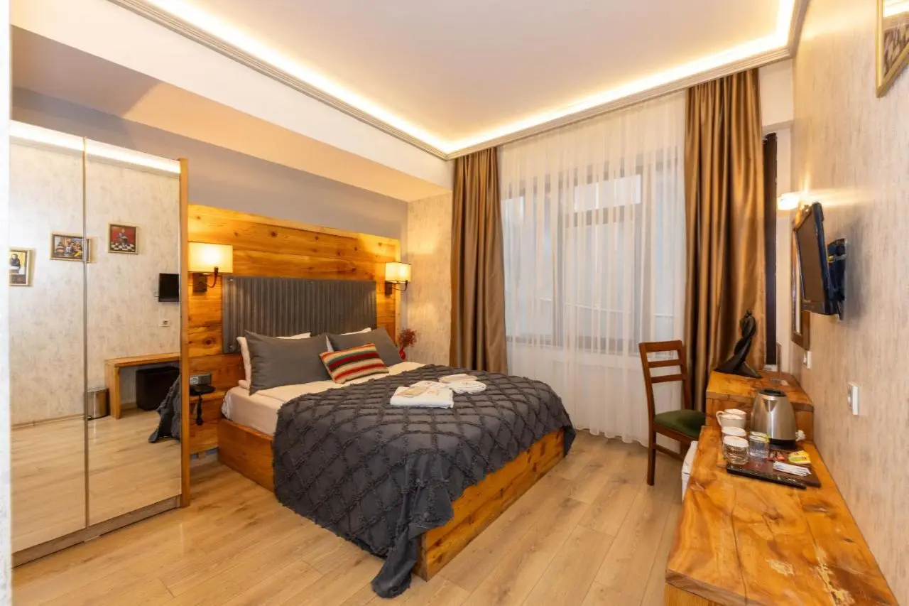 Double DD Hotel