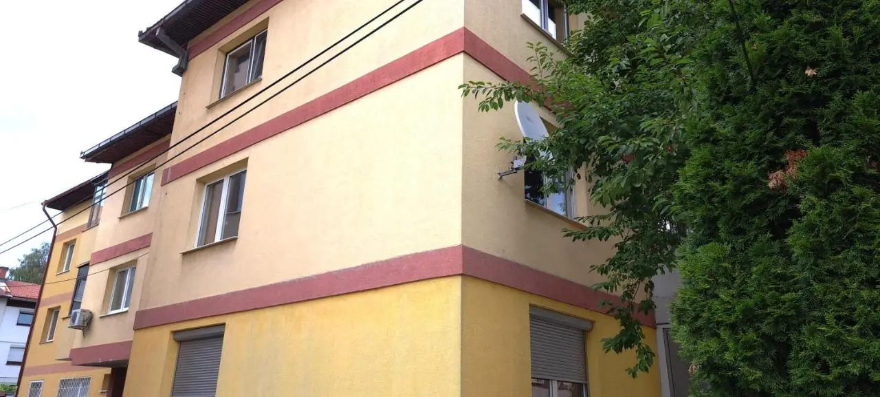 Cherry Apartment