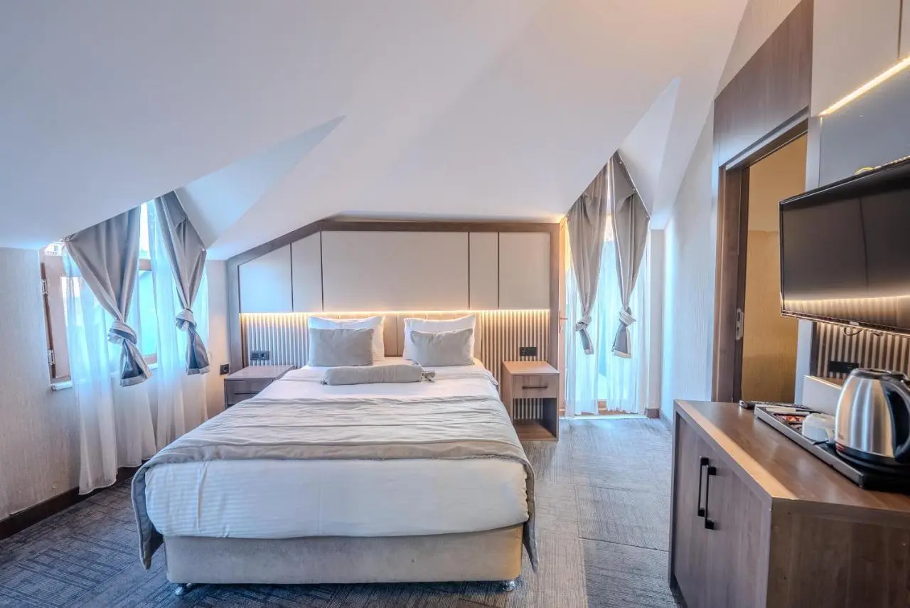 BEST GARDEN HOTEL