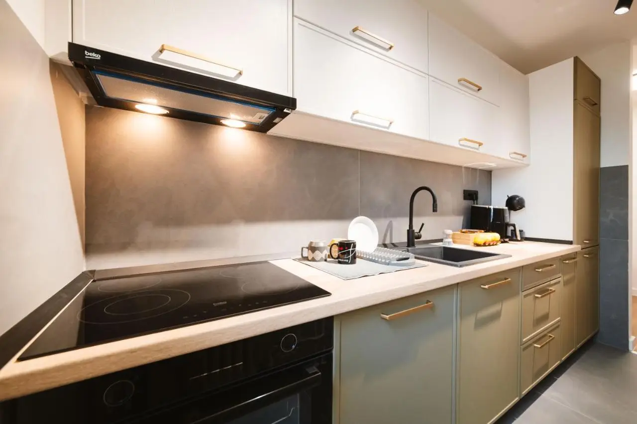 Central Apartment 44