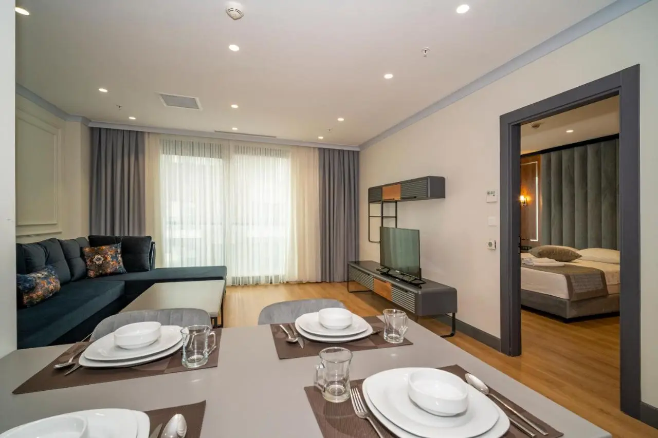Rusel Park Residence