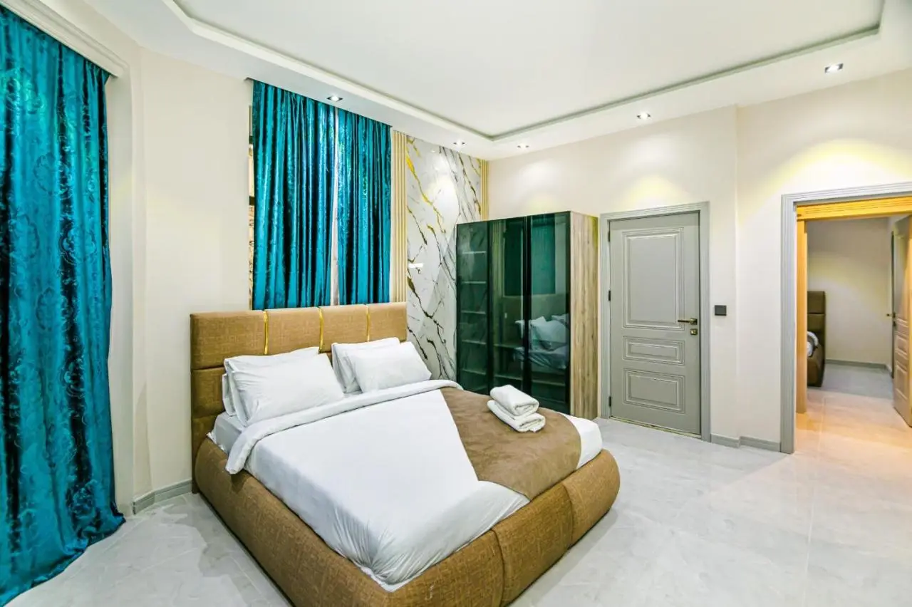 DELUX Apartment in Nizami street