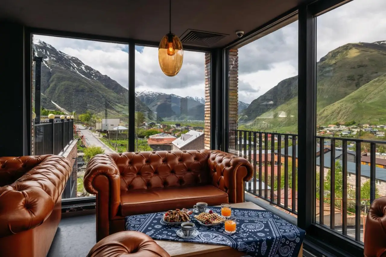 Hotel Memoir Kazbegi by DNT Group