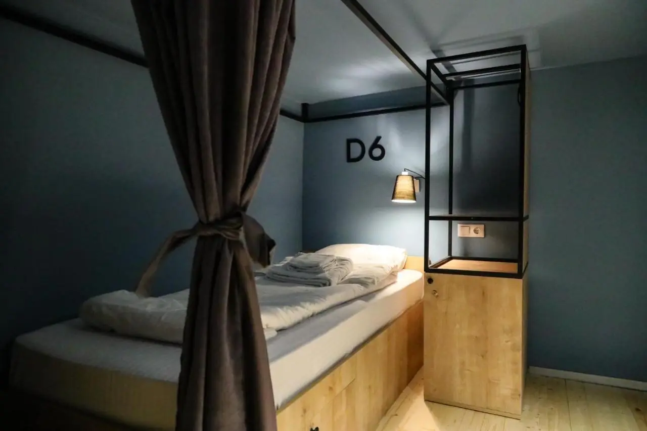 Khada Hostel