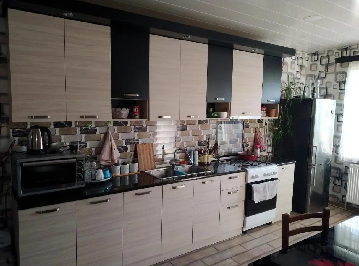 Nairi Guest House