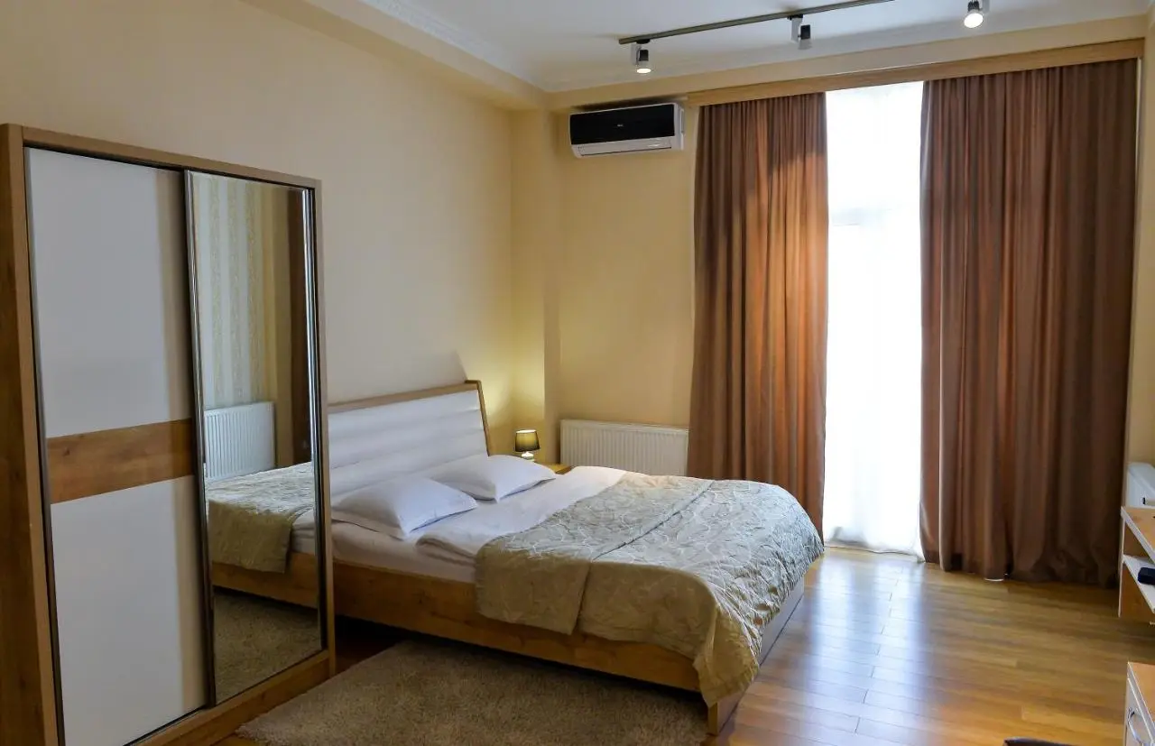 Happy Stay Hotel