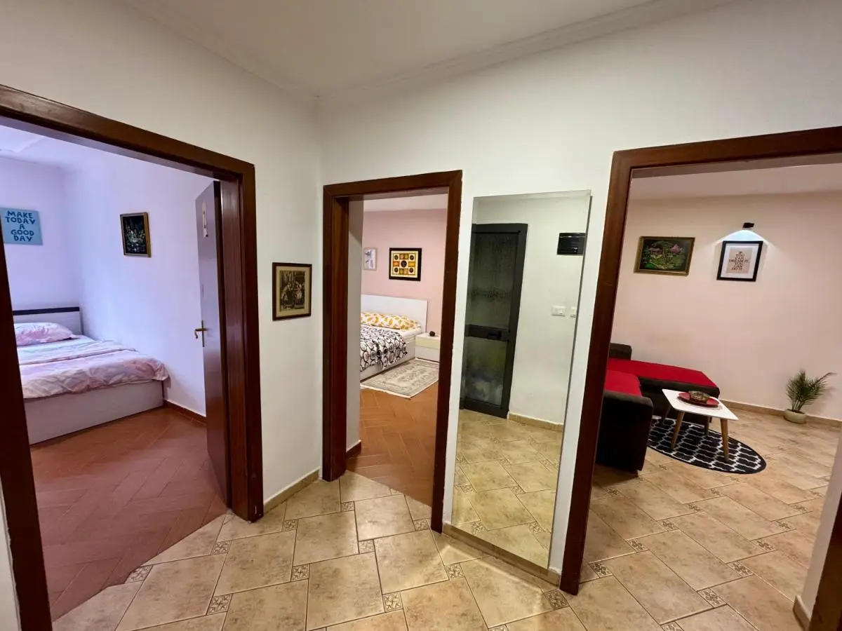 Skerdi’s Apartment - City Center