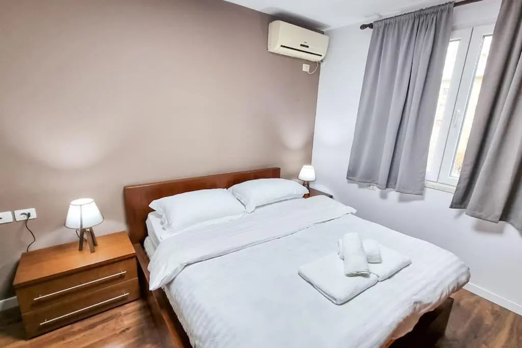 City Center 2BR Apartment