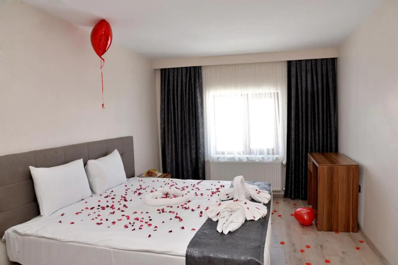 Zümrüt Palas Otel