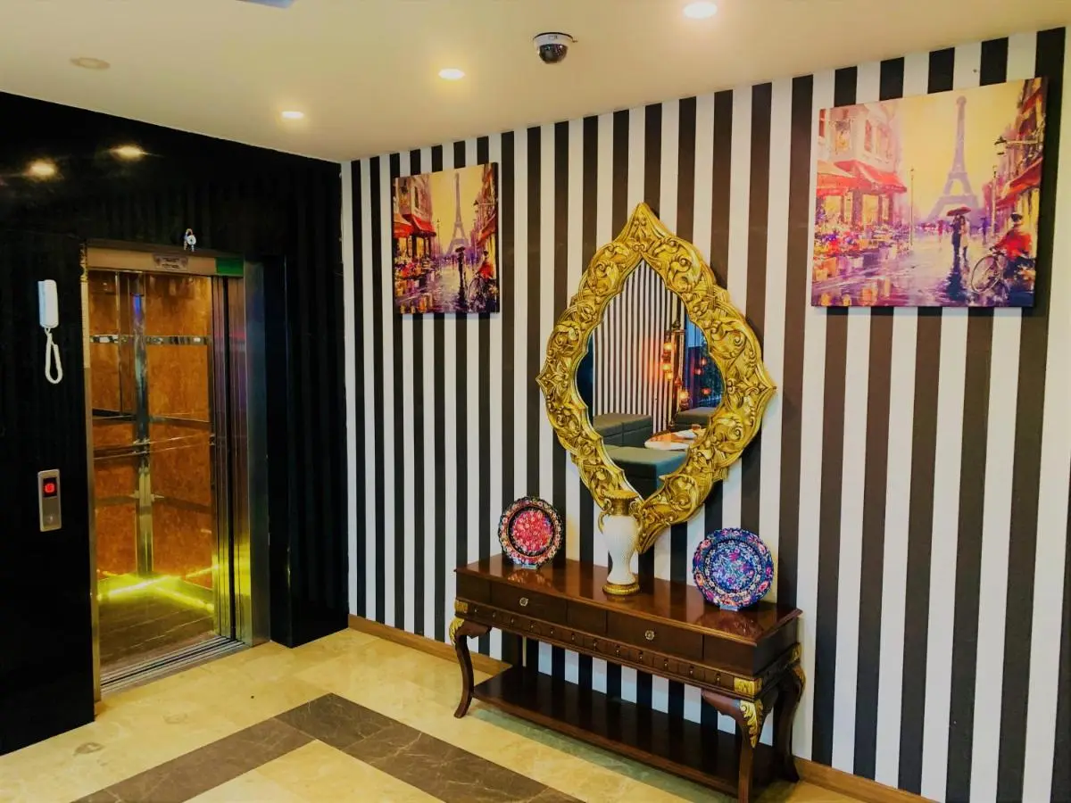 Express İnci Hotel