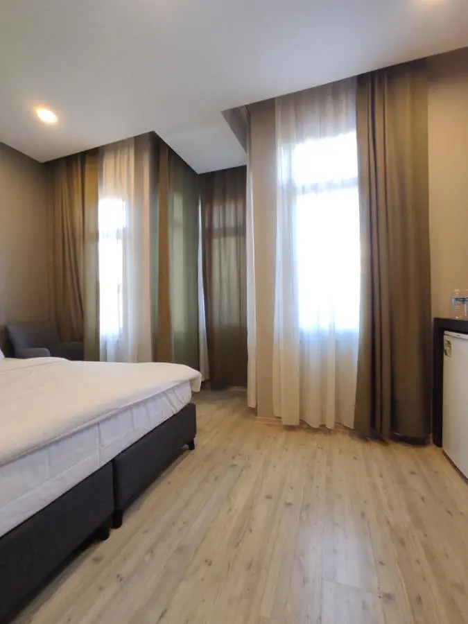 Ore Pera Suites