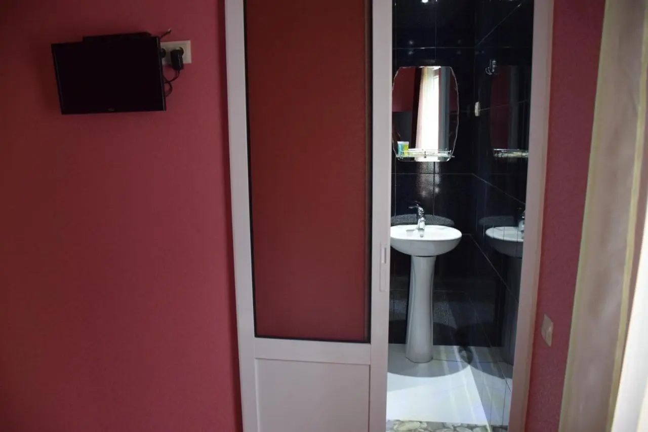 Crossway Tbilisi Hotel