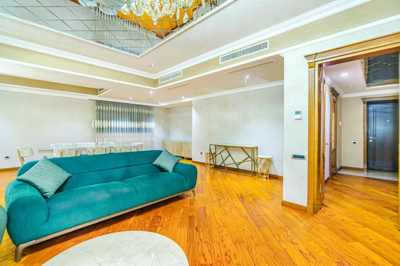 4 Bedroom Luxury Apartment on BAKU