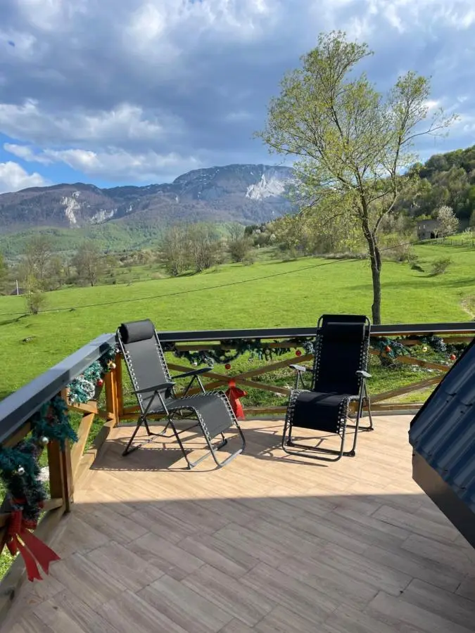 Villa Paradise Bjelašnica Luxury Chalet with Mountain View