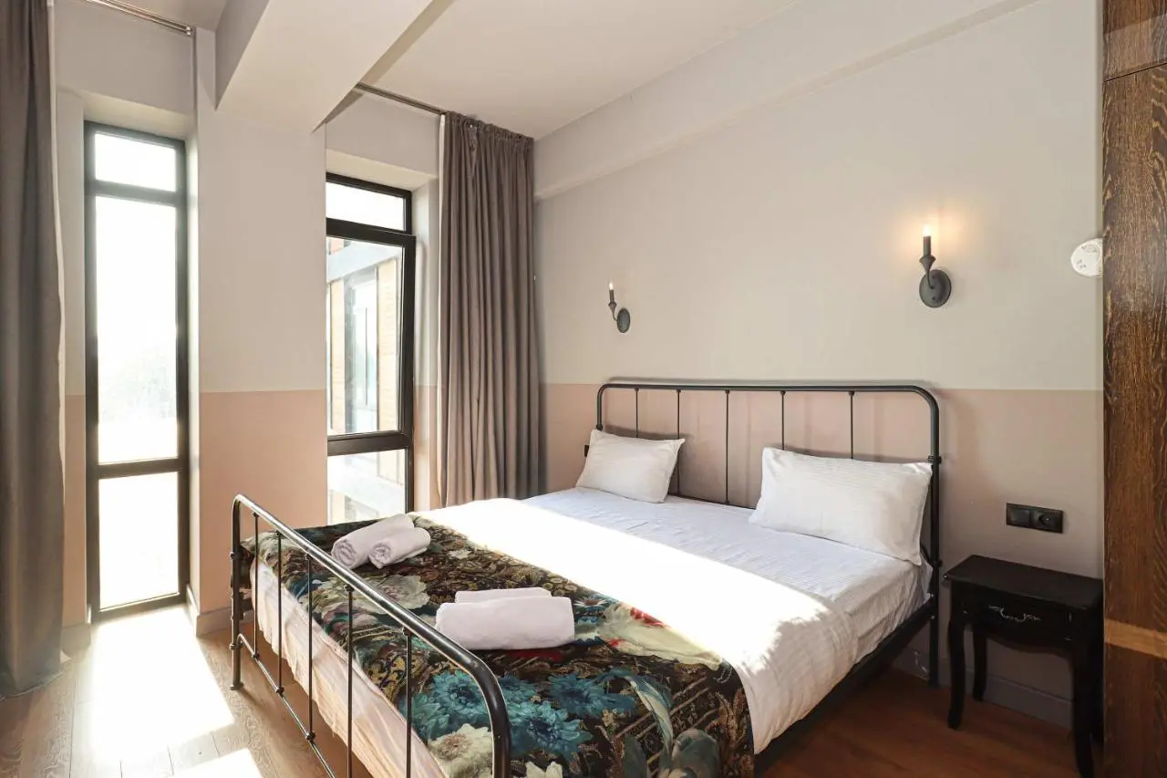 Wehost Apartment - On-site Pool & Gym - Not Included
