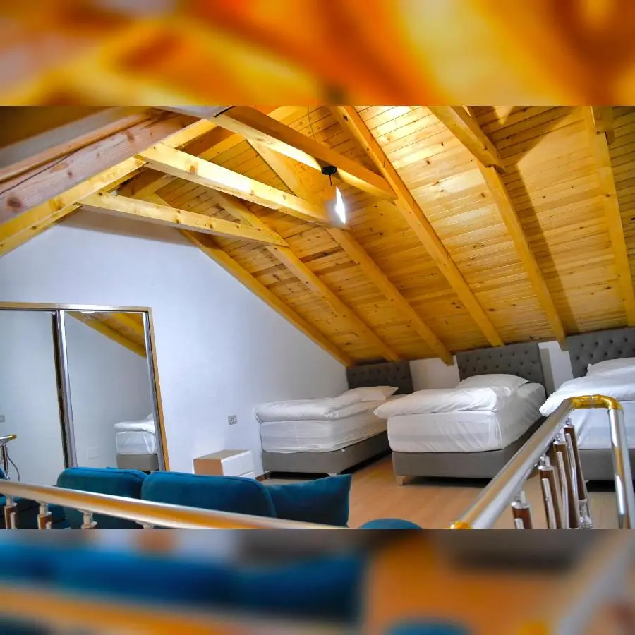 Breezy Hotel