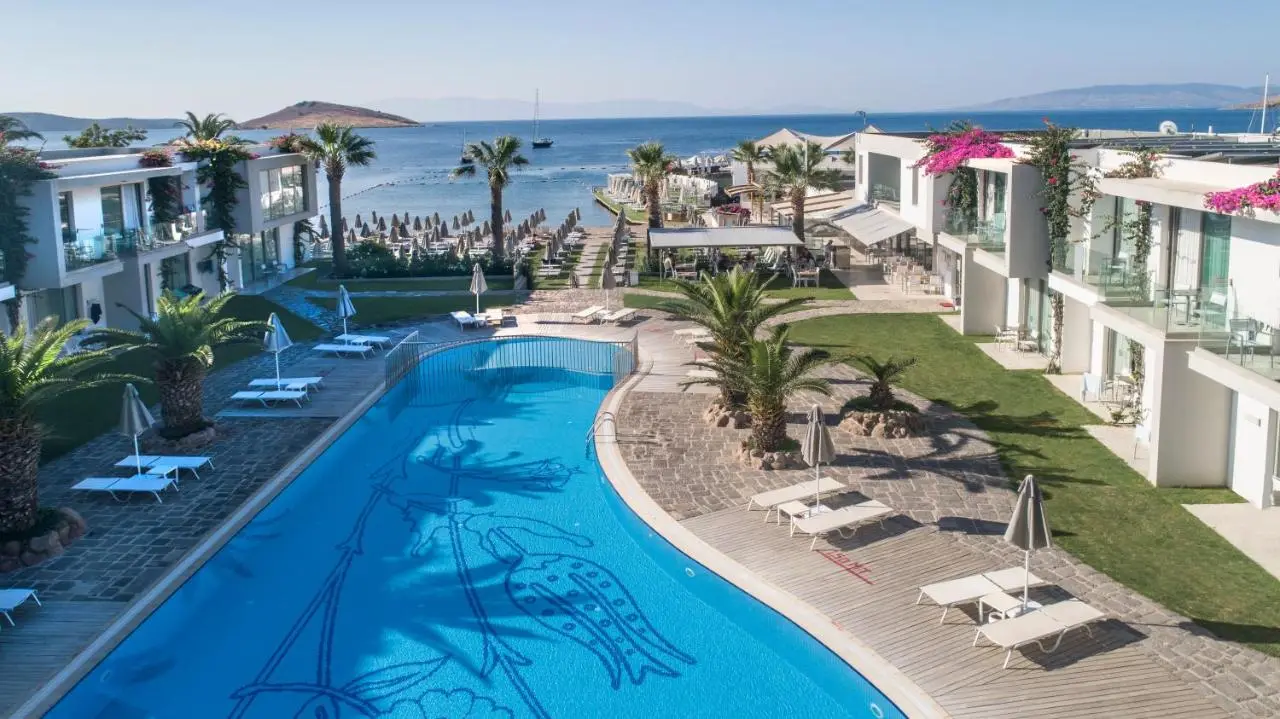 Lugga Boutique Hotel & Beach