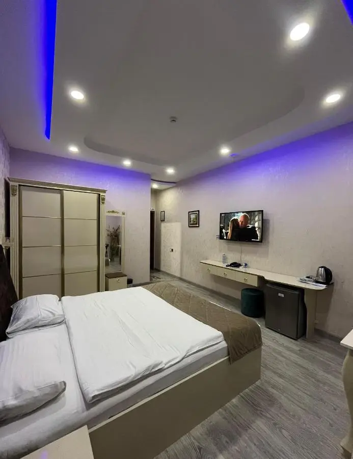 Starway Hotel